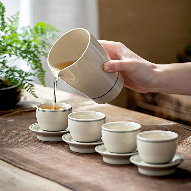 Conjunto de xícara e pires de  - Coffee Tea In Chinese avaliação e preço