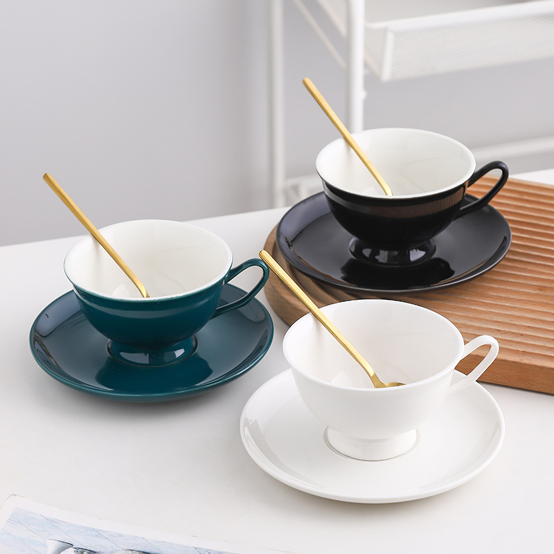 Conjunto de Xícara e Pires de  - Coffee Tea English avaliação e preço